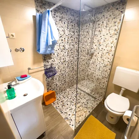 Ruzmarin Appartement Marina