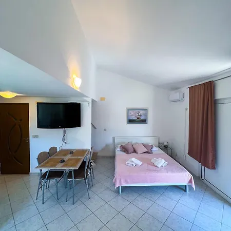 Apartment Ruzmarin