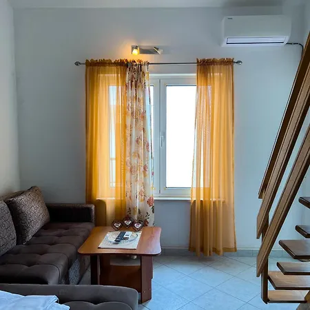 Ruzmarin Apartment
